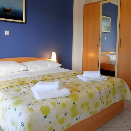 Rab Old Town Heritage Luxury Studio Appartamento